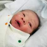 Como limpar o coto umbilical?